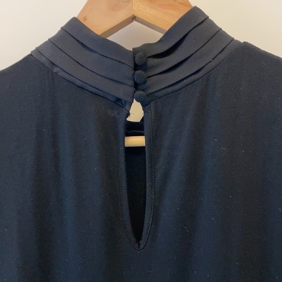 Sz L Pointelle black high collared dressy tank EUC - Picture 8 of 8